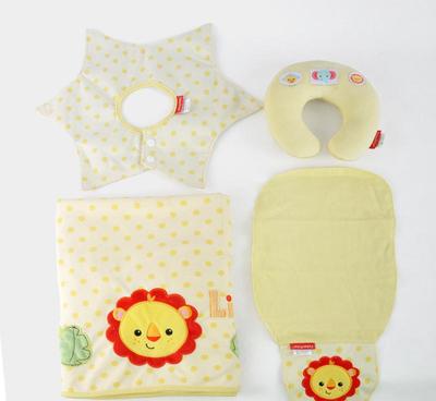 美泰寶寶出行全攻略 吸汗巾、口水巾、U型枕與防風毯的組合奧秘